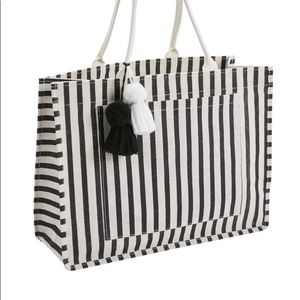 Mud pie JUTE BLACK AND WHITE TOTE BAG